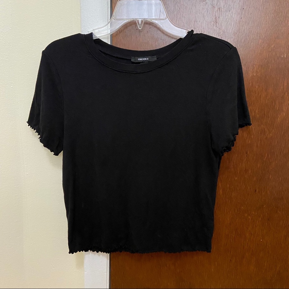 LETTUCE TRIMMED CROP TOP